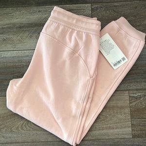 lululemon Scuba HR jogger NWT